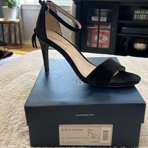 Cole haan evening shoes in black velvet